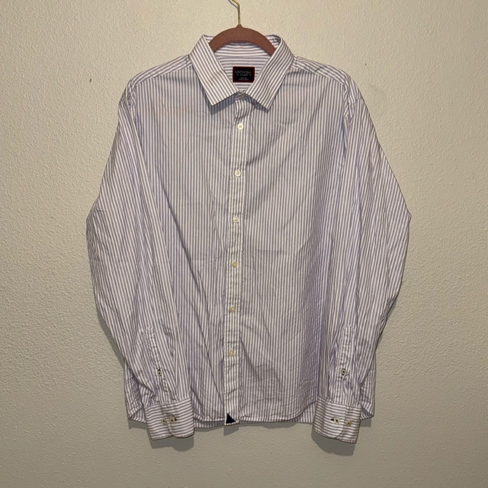 UnTuckit Men’s Light Purple Striped Long Sleeve Button Shirt